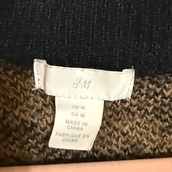 H&M Zebra Print Cardigan Sweater - Picture 3 of 3